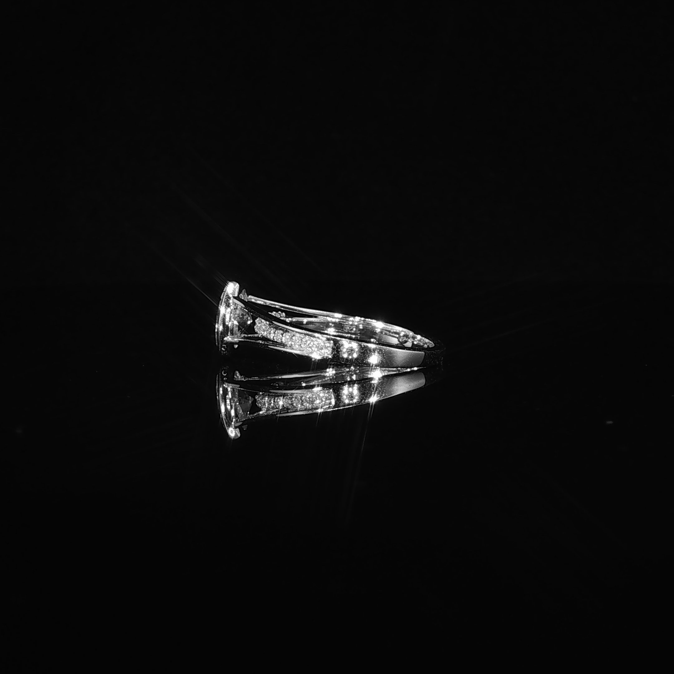 Oval Diamond Engagement Ring – 1.30 CT E VS1 | IRG2208