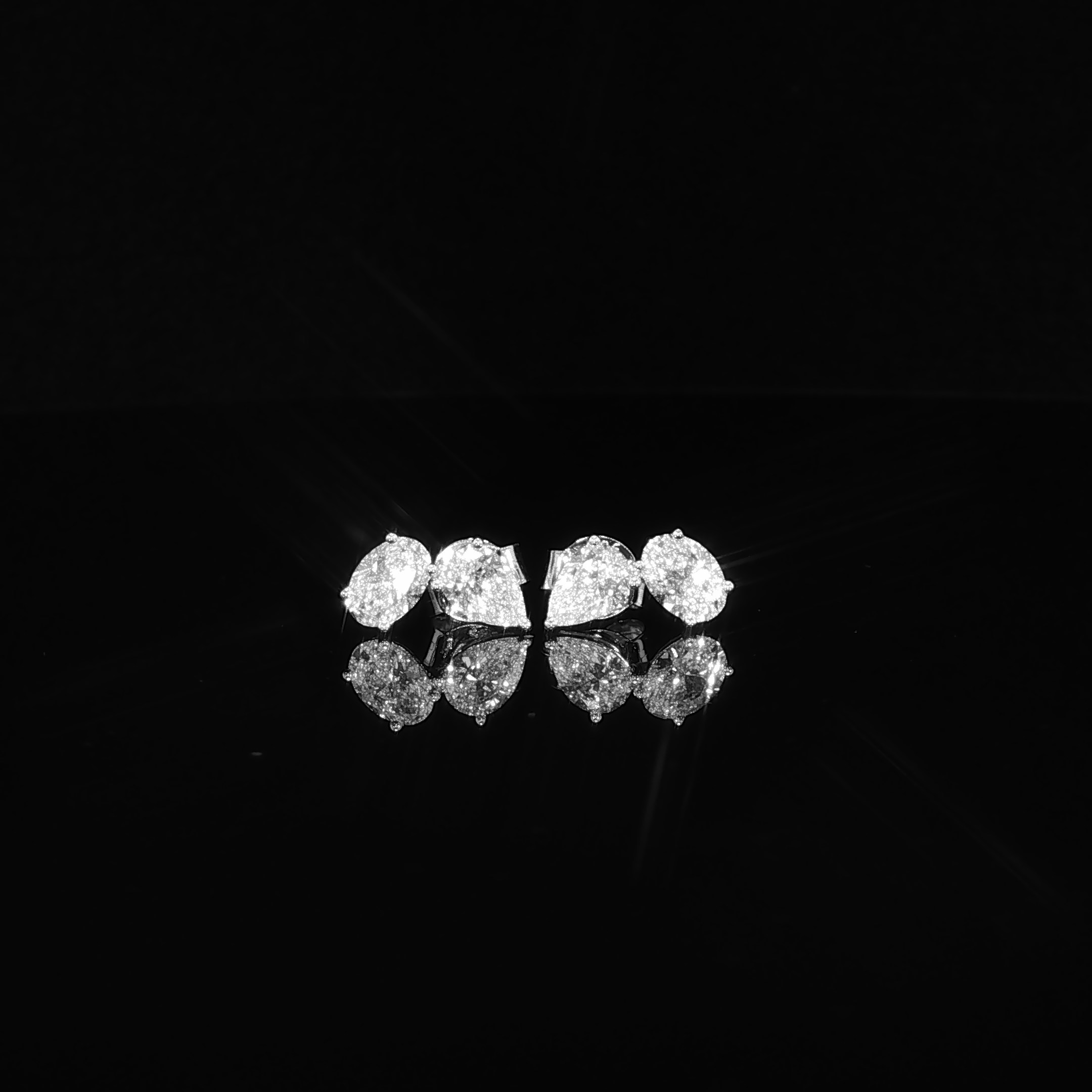 Classic White Gold Diamond Stud Earrings – 1.56 CTW E VS1 | ISE0122Z