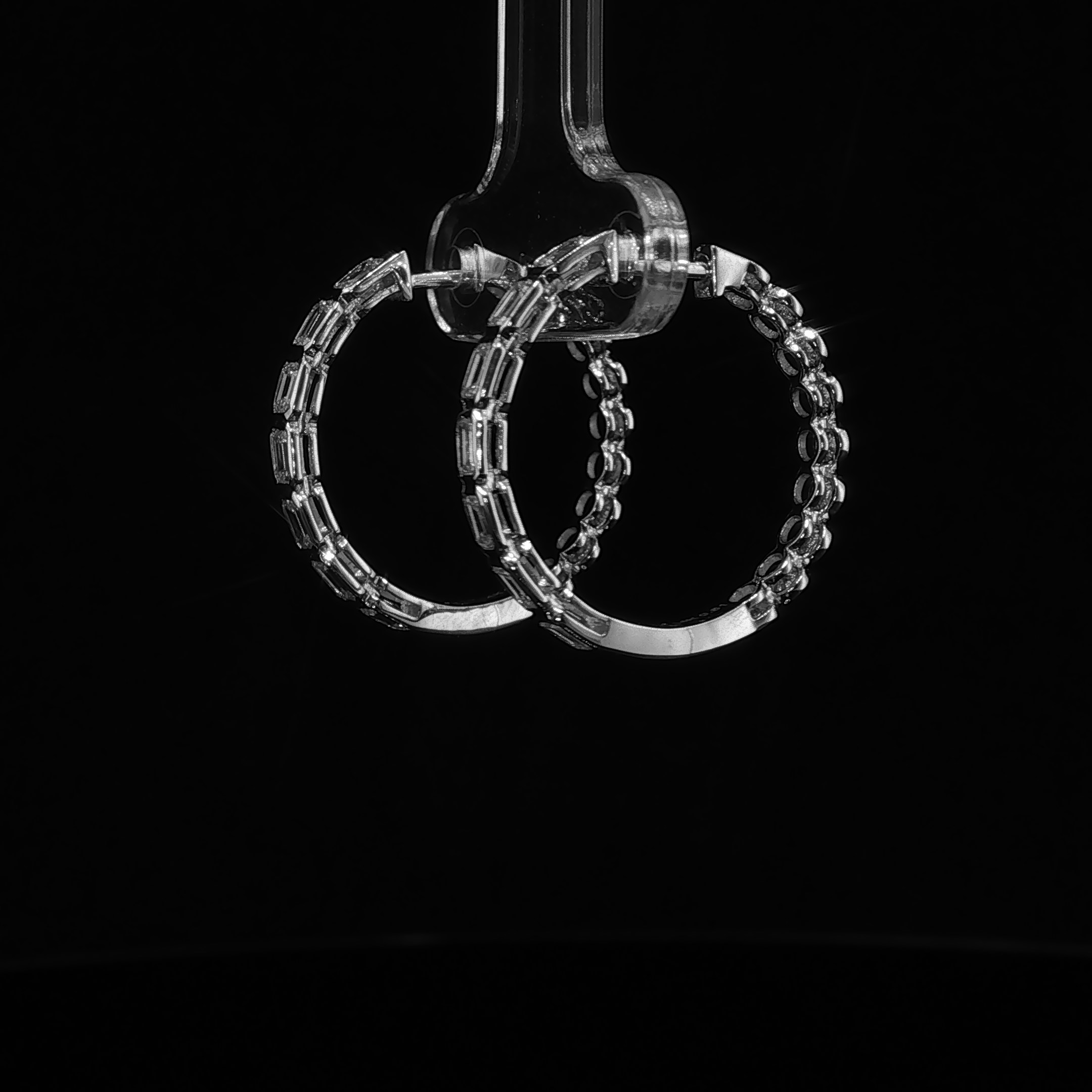 Bezel-Set Diamond Hoop Earrings – 1.63 CTW E VS1 | IER0348