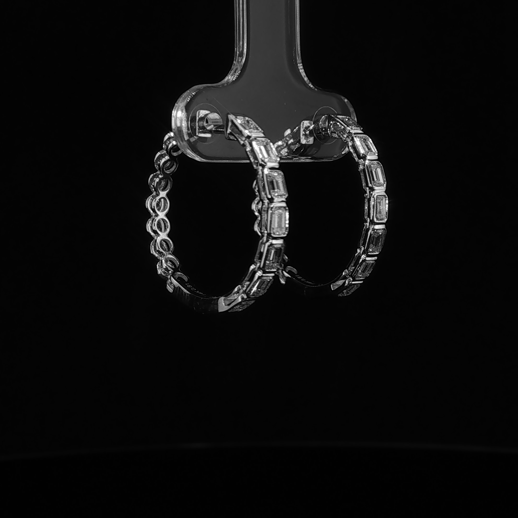 Bezel-Set Diamond Hoop Earrings – 1.63 CTW E VS1 | IER0348