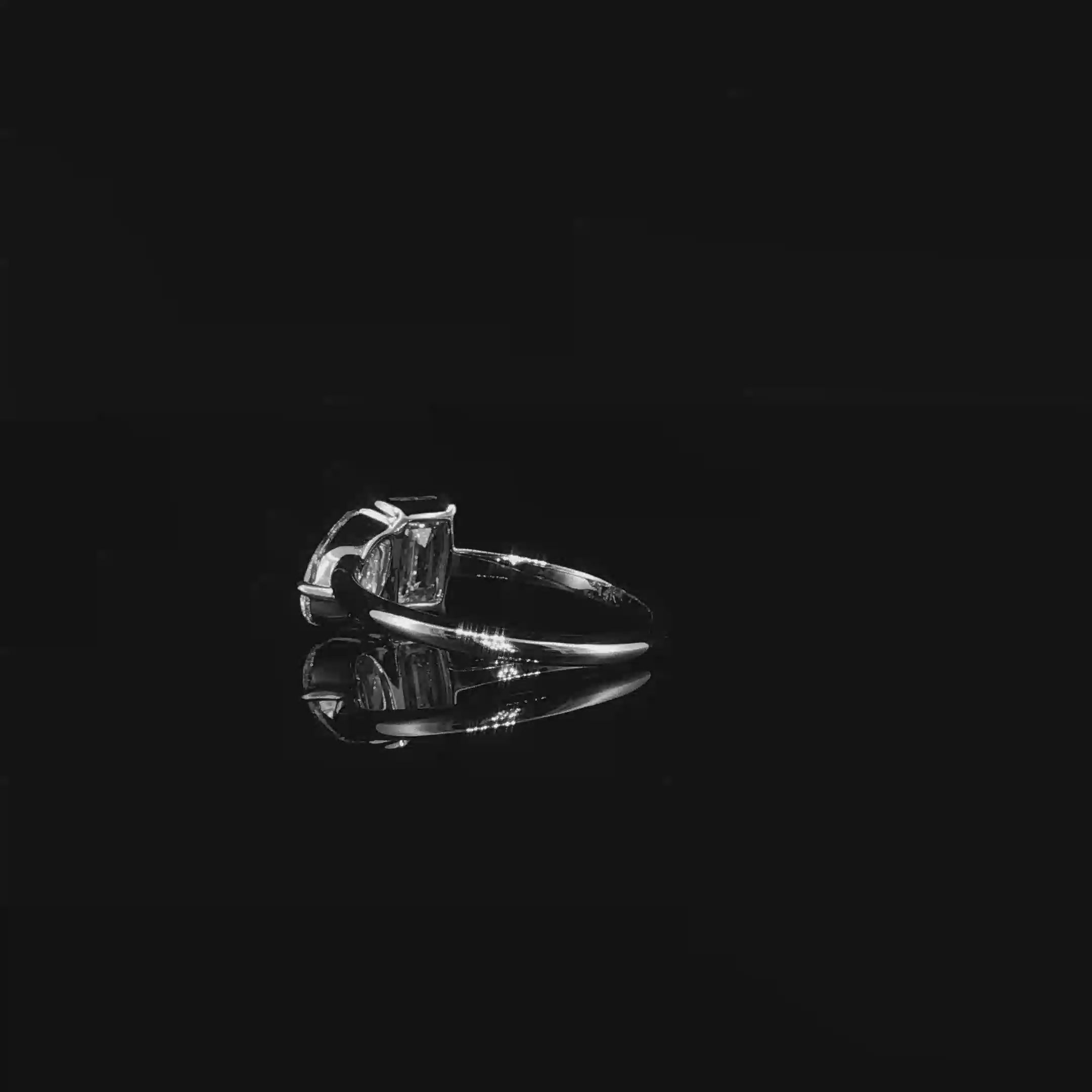 Emerald & Pear Cut Toi et Moi Diamond Ring – 1.95 CTW E VS1 | IRG2462