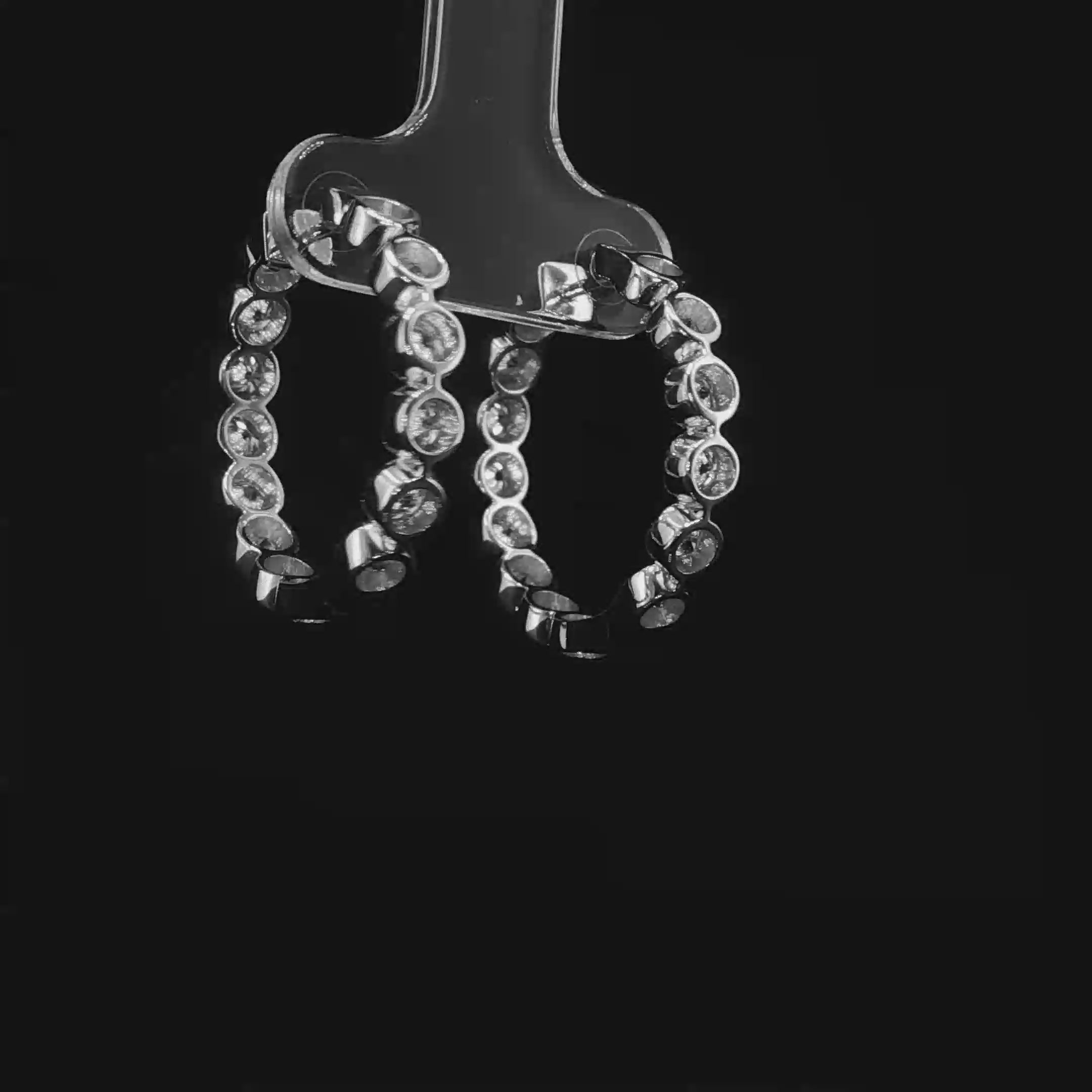 Scalloped Diamond Hoop Earrings – 3.24 CTW E VS1 | IER2446